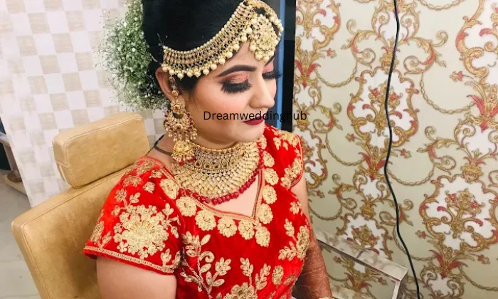 Tanishq Makeover Studio